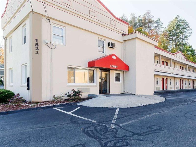 Econo Lodge Уест Спрингфийлд Екстериор снимка