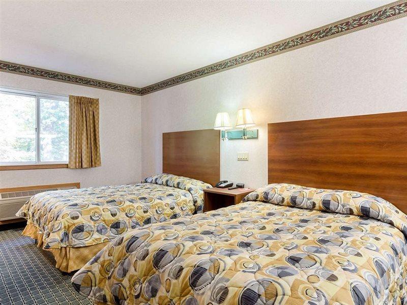 Econo Lodge Уест Спрингфийлд Екстериор снимка