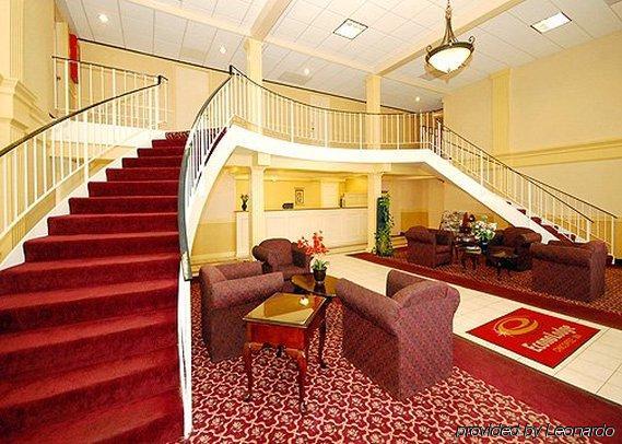 Econo Lodge Уест Спрингфийлд Интериор снимка