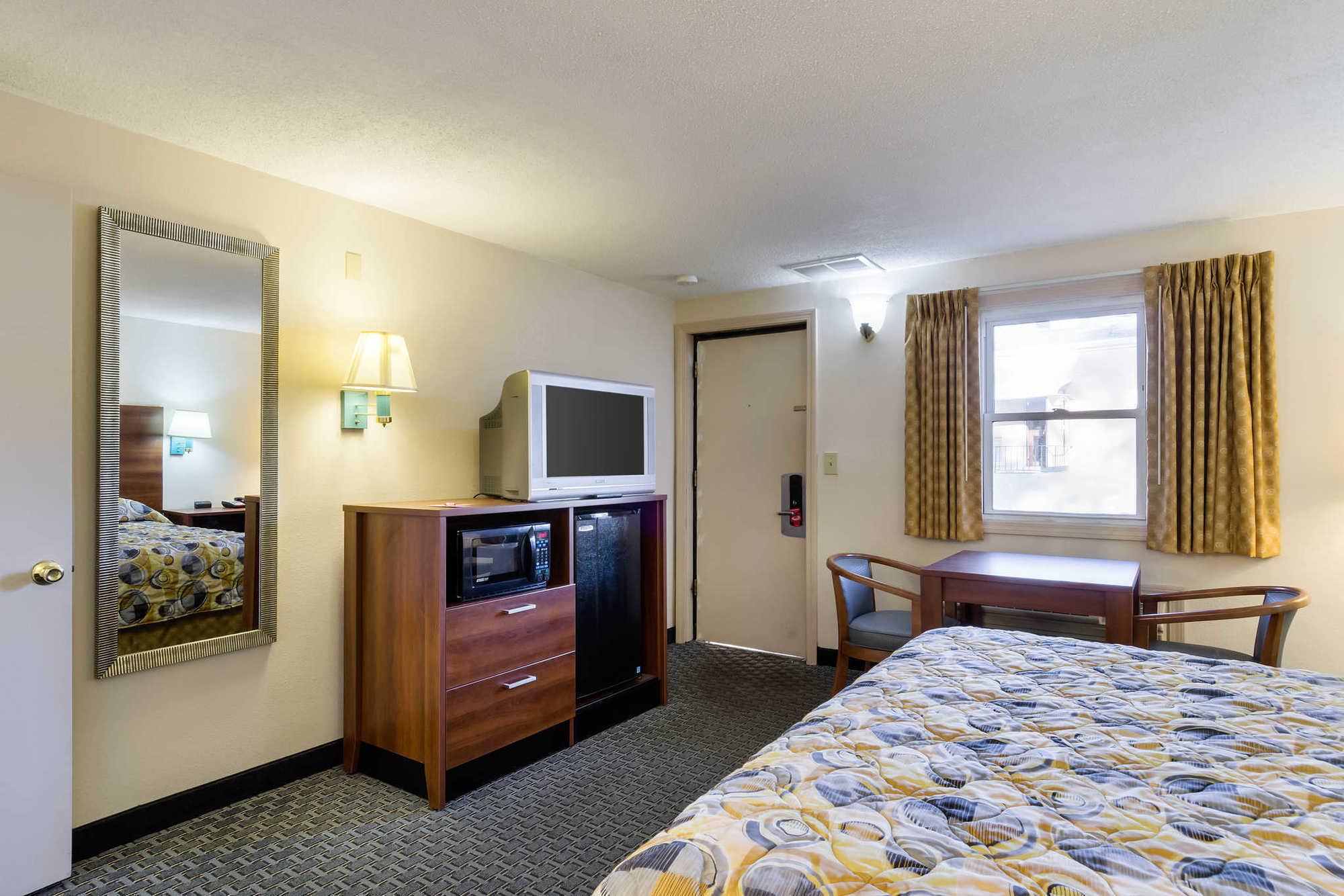 Econo Lodge Уест Спрингфийлд Стая снимка